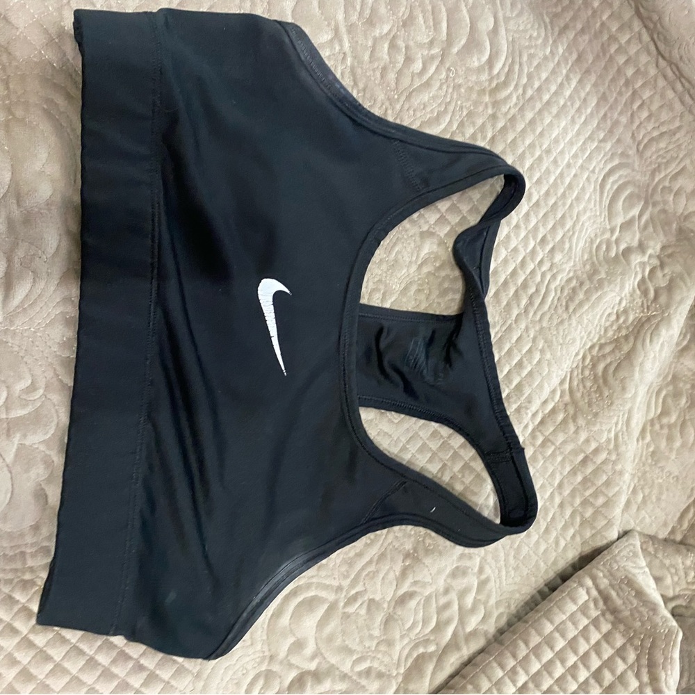 Black Nike sports bra